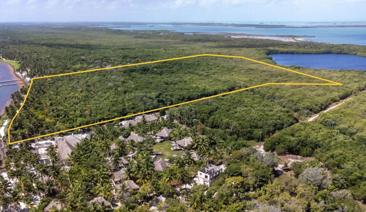 3020Acres2086220ft20beachfront20Island20Real20Estate20Ambergris20Caye20002