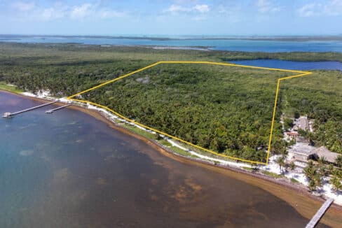 3020Acres2086220ft20beachfront20Island20Real20Estate20Ambergris20Caye20004