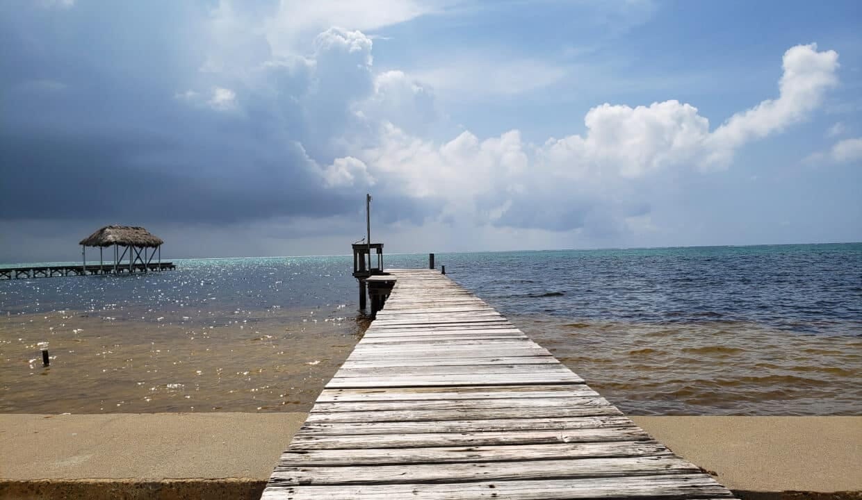 Playa-Blanca-Pier