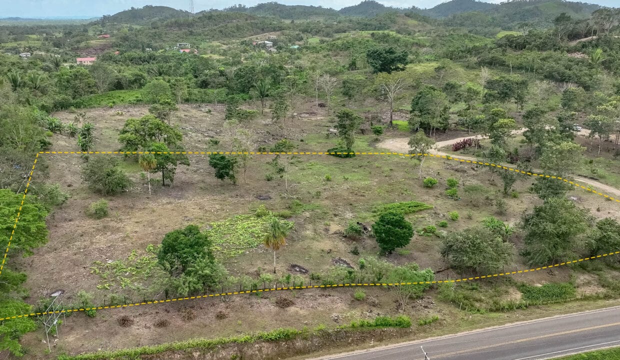 220Acre20Hummingbird20Highway20Lot20Belmopan20Subdivision2004