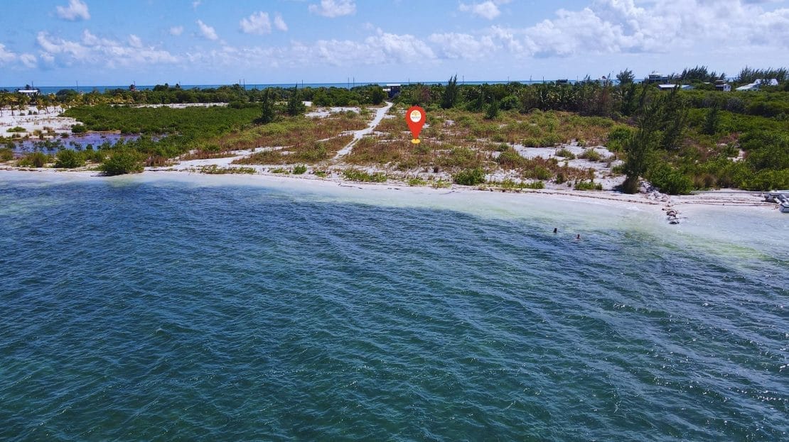 3.5acreswaterfrontcayecaulkerbelize-1110x623