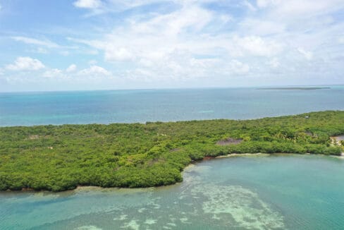 Belize-Beachfront-Real-Estate-1170x785