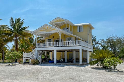 House-in-st-georges-caye-front3