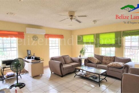 Spacious-Living-Room-home-for-sale-in-belize-city