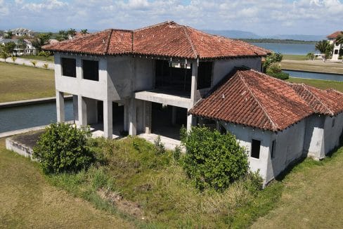 3-house-for-sale-placencia-residences-1740x960-c-center