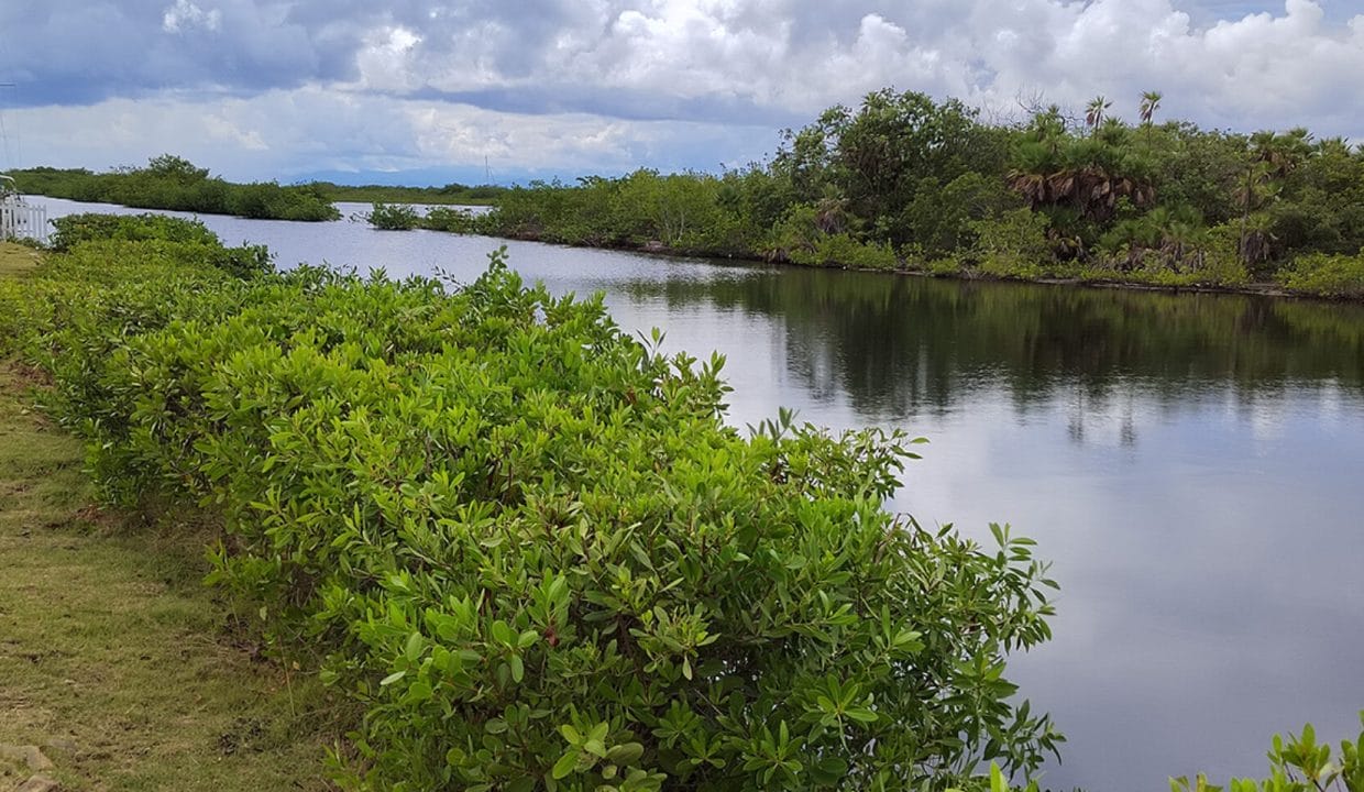 6-vista-cove-lot-with-cabanas-1740x960-c-center