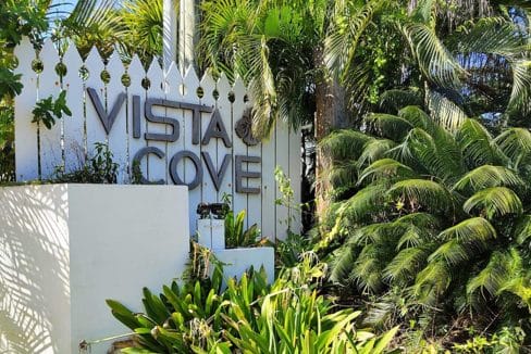 8-vista-cove-lot-with-cabanas-1740x960-c-center