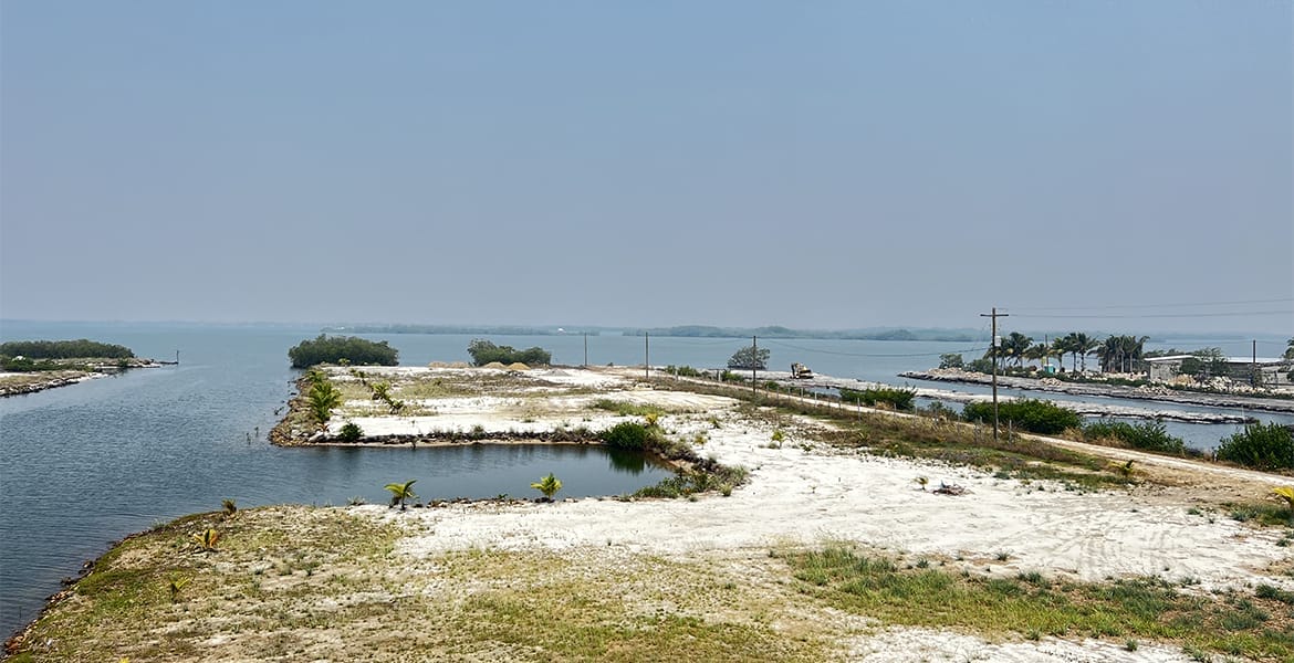 9canal-lot-near-airstrip-belize