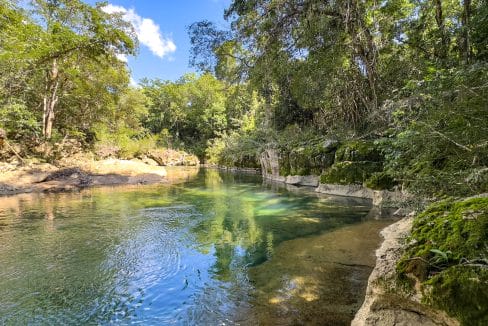 Caves20Branch20Riverfront20Xaiha20Belize2002