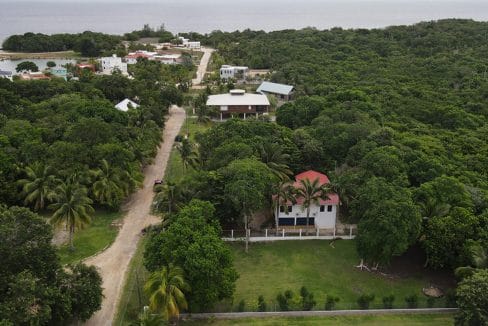 corozal-house-1740x960-c-center