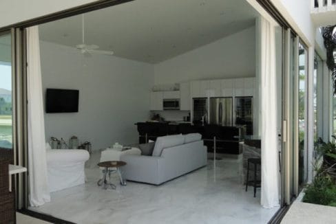 room-placencia-residences-800x0-c-center