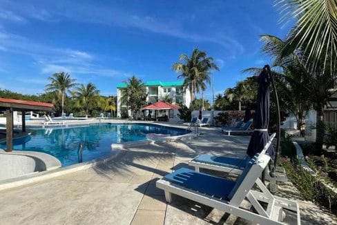 pool-bar-view