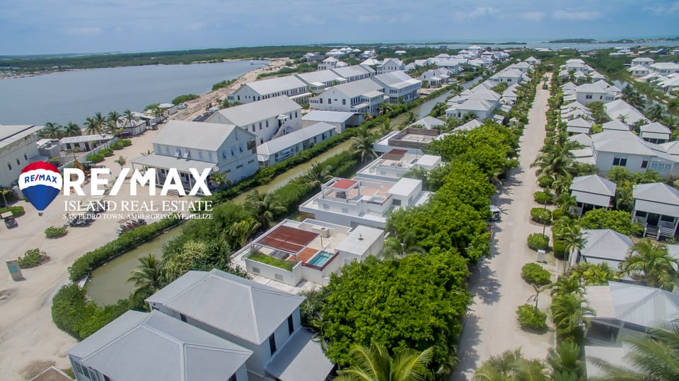 Mahogany-Bay-Waterfront-Dream-September_2024-DJI_0412-HDR